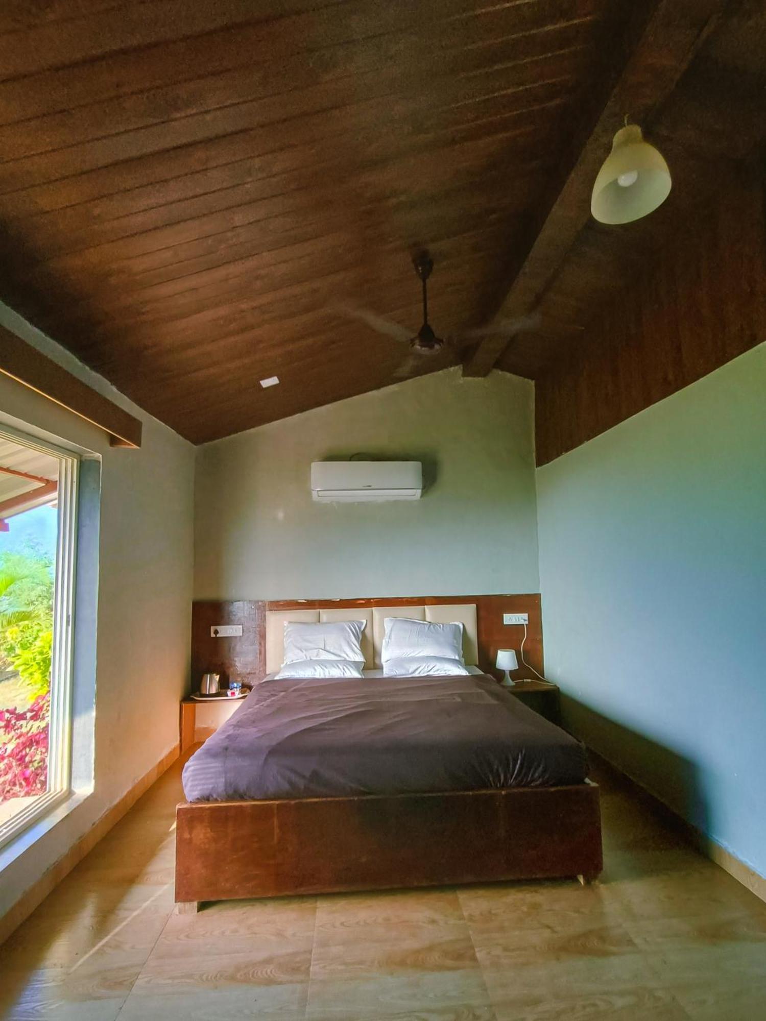 Mysticstays Resort Wai Zewnętrze zdjęcie