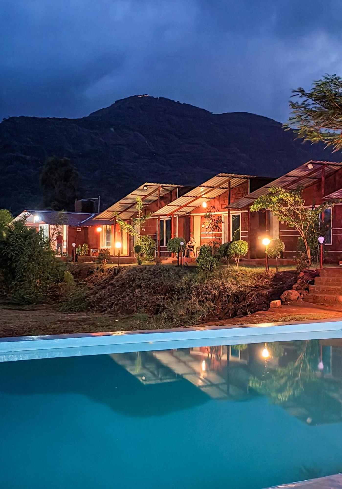 Mysticstays Resort Wai Zewnętrze zdjęcie